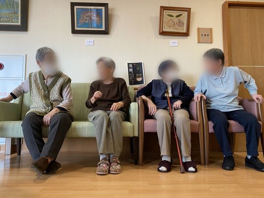 リラックスする住人達
