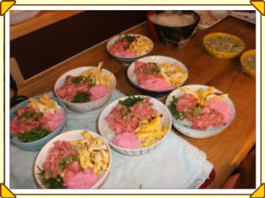 配膳された食事の一例
