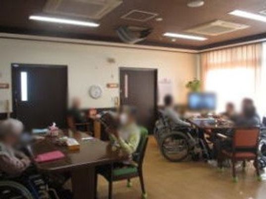 明るい空間のリビング
