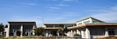 広い空間の外観
