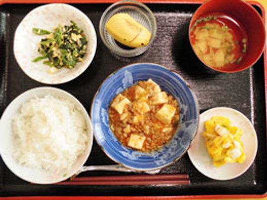 栄養バランスの取れた食事