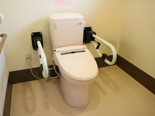 バリアフリーなトイレ空間