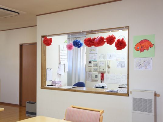 事務室のカウンター