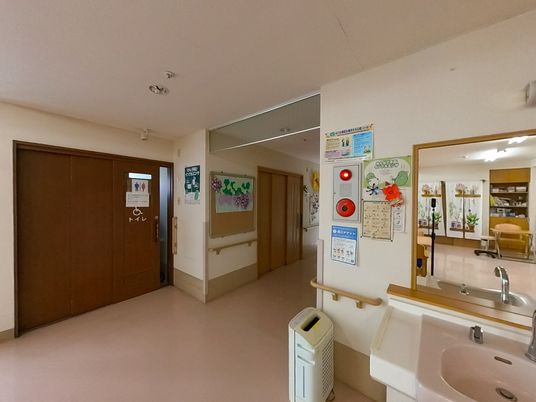広い廊下