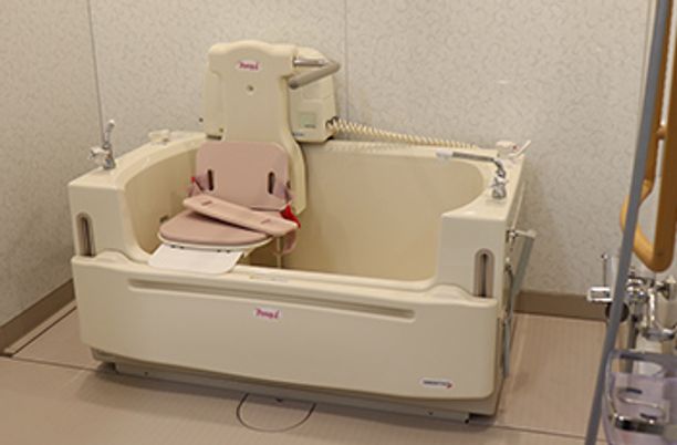 入浴設備の浴室