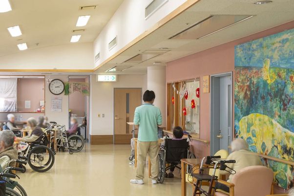 車椅子利用の快適空間廊下