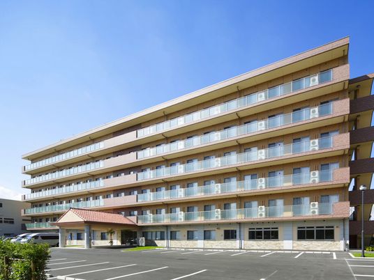 多階層のモダンな外観