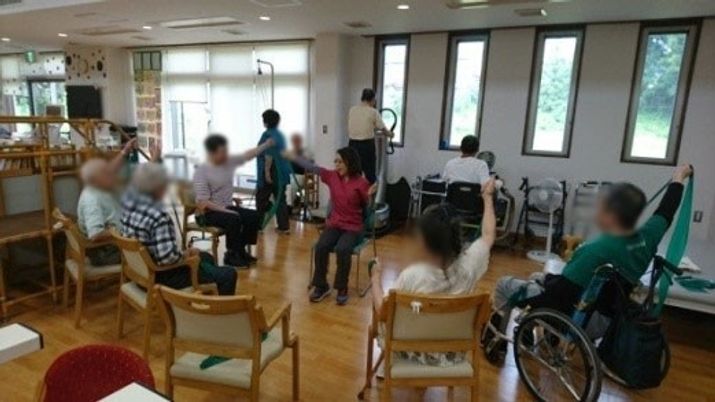 グループ運動中の部屋