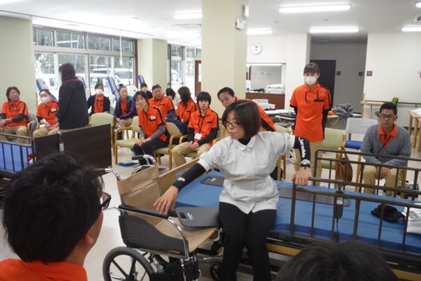 介護研修の様子