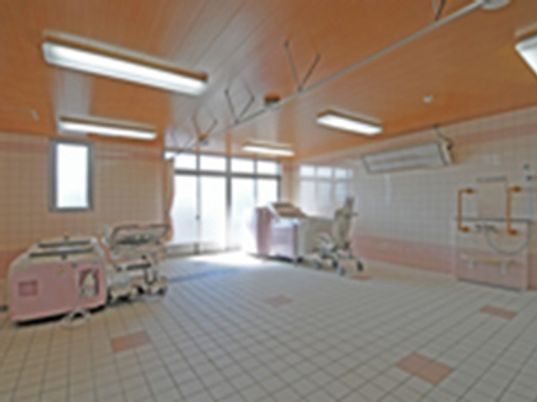 広々とした機能訓練室