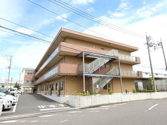多階層建物の外観