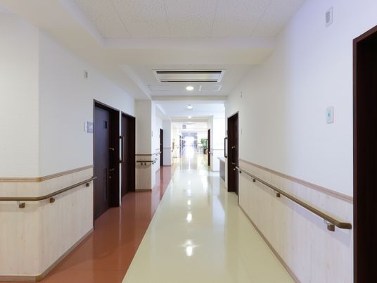 清潔感ある廊下