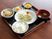 和食の並んだ食事セット