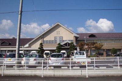 広々とした外観