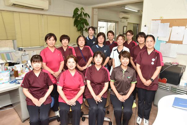 スタッフが集合した様子