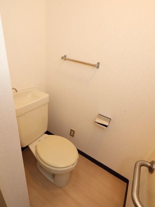 清潔なトイレの一角