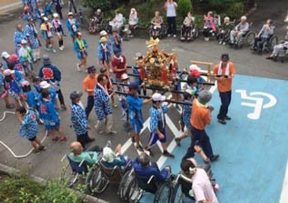 祭り気分を味わう屋外イベント