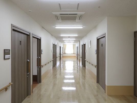 清潔感のある廊下