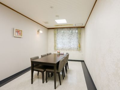 清潔感のある食堂