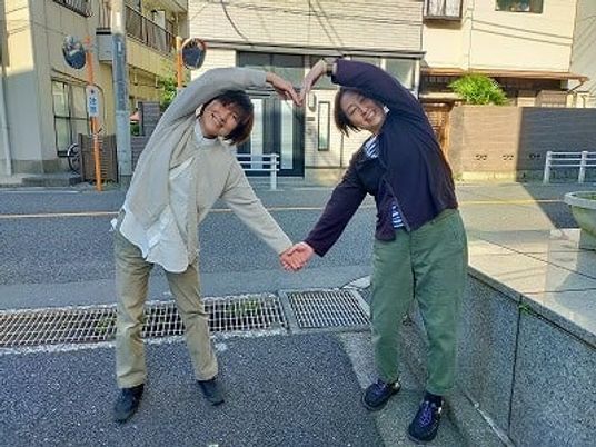 笑顔のスタッフイメージ