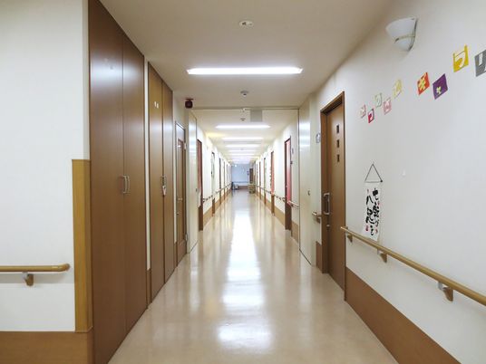 長い廊下