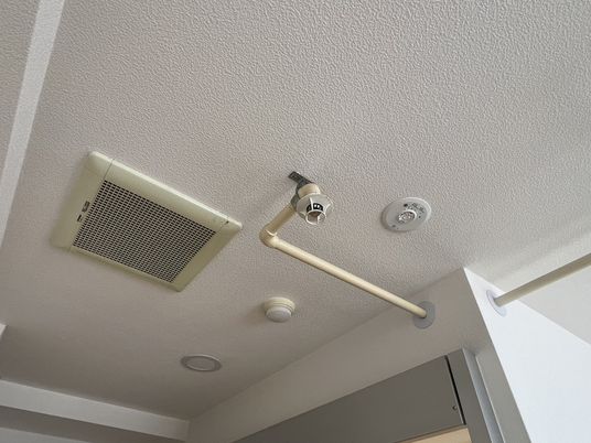 天井の設備がある居室