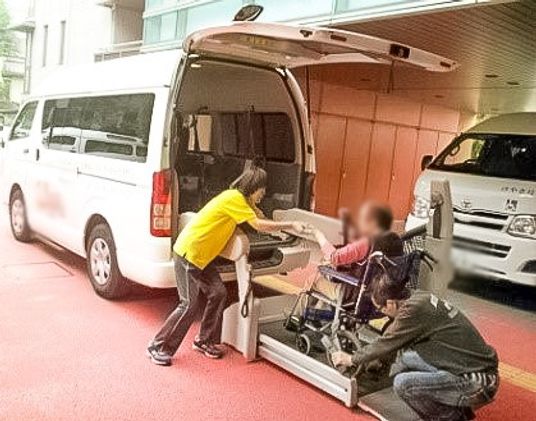 車椅子での出発
