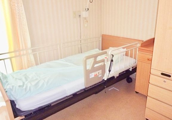 陽光が差し込む居室