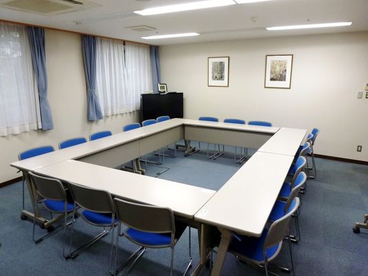 広々とした会議室