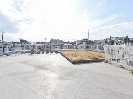 屋上庭園の風景