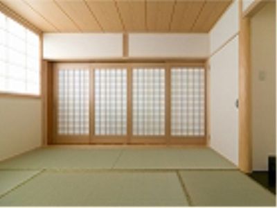 明るく清潔な和室