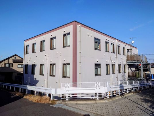 清潔な外観の建物