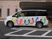 カラフルな車両の外観