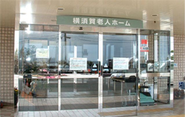 自動ドアのエントランス