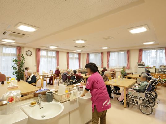 温かみのある食堂空間