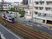 都市の景色と路面電車