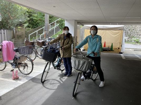 自転車駐輪場