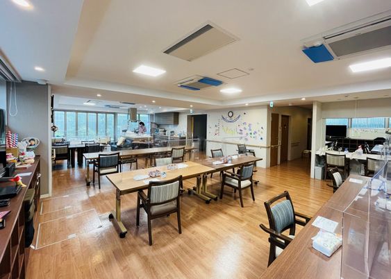 広々とした清潔な食堂
