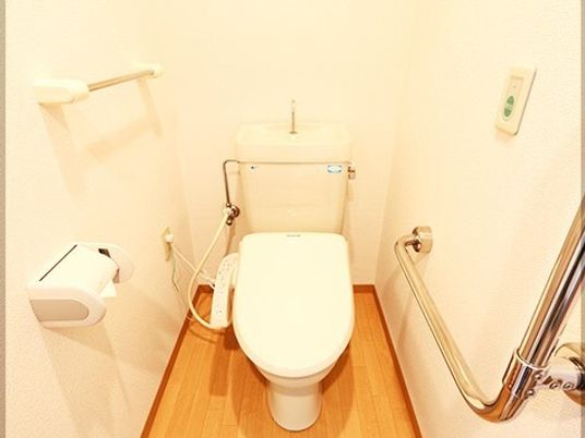 清潔感あるトイレの様子