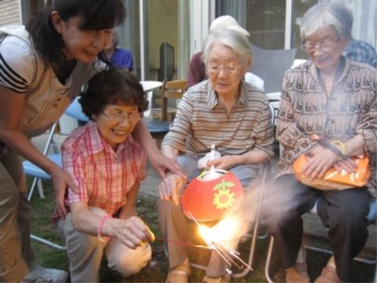 笑顔の看護スタッフ