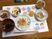 彩り豊かな料理　ダイニングルーム