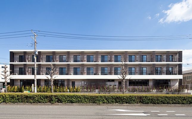 モダンな建物の外観