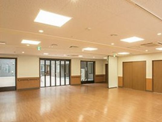 開放的な多目的室