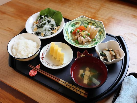 和風の健康的な食事