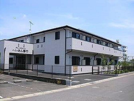 清潔感のある建物の外観