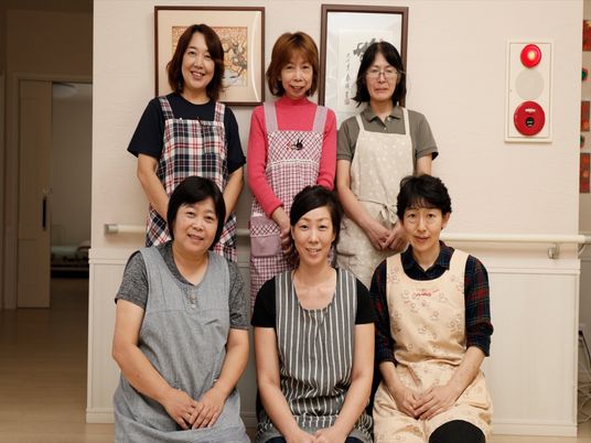 スタッフ集合写真