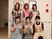 笑顔のスタッフ集合写真