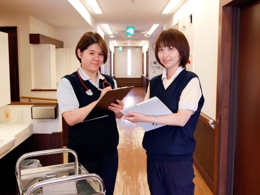 スタッフと廊下