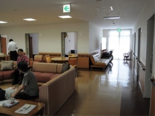 広々としたスタッフの職場