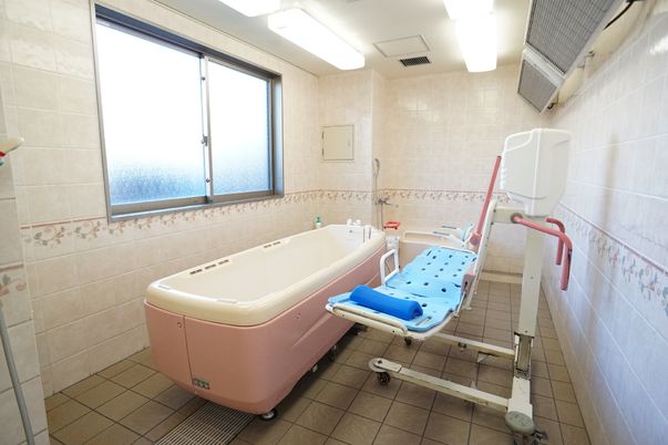 清潔感のある浴室空間